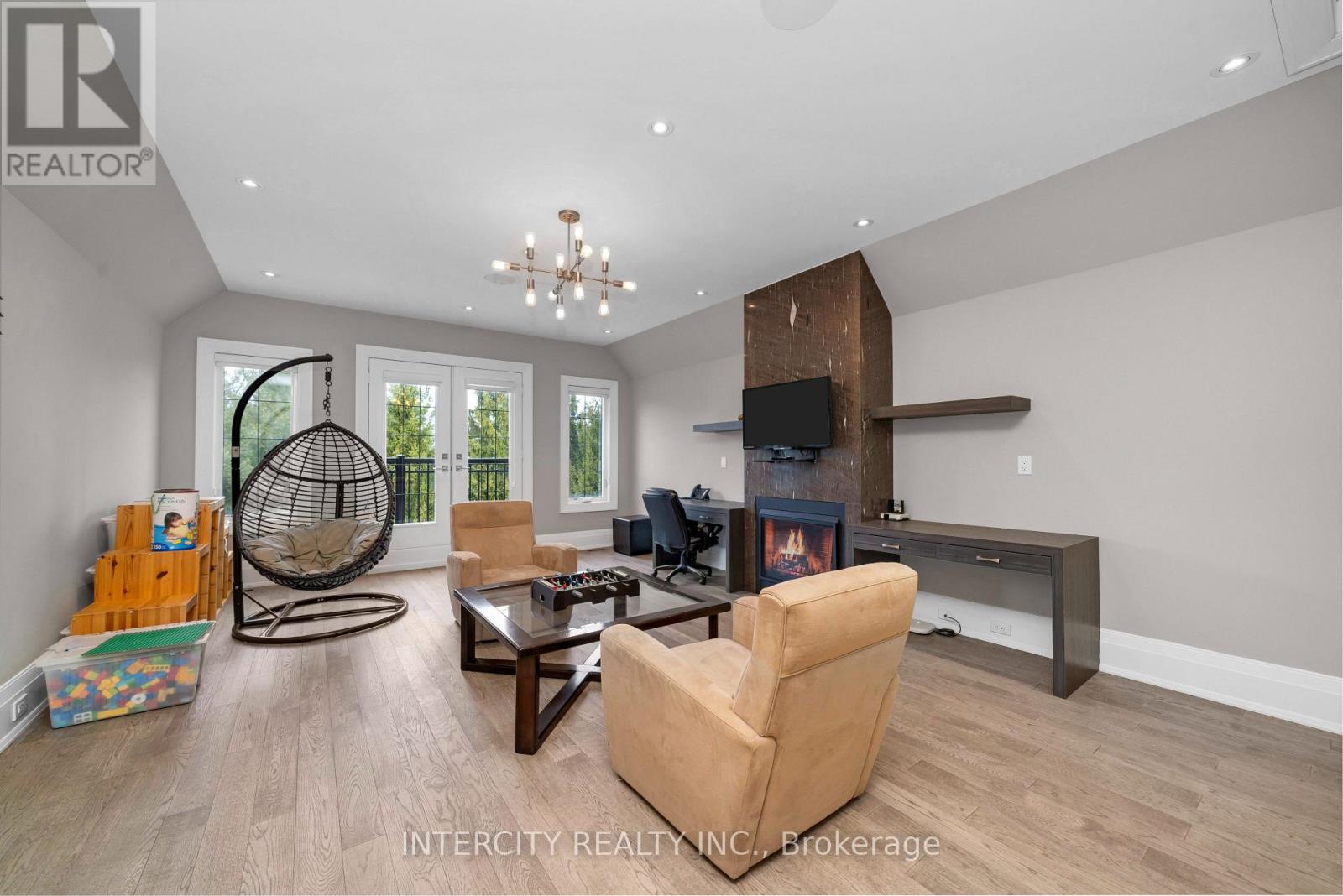 34 Rosebud Court, Vaughan, Ontario  L0J 1C0 - Photo 31 - N12921224