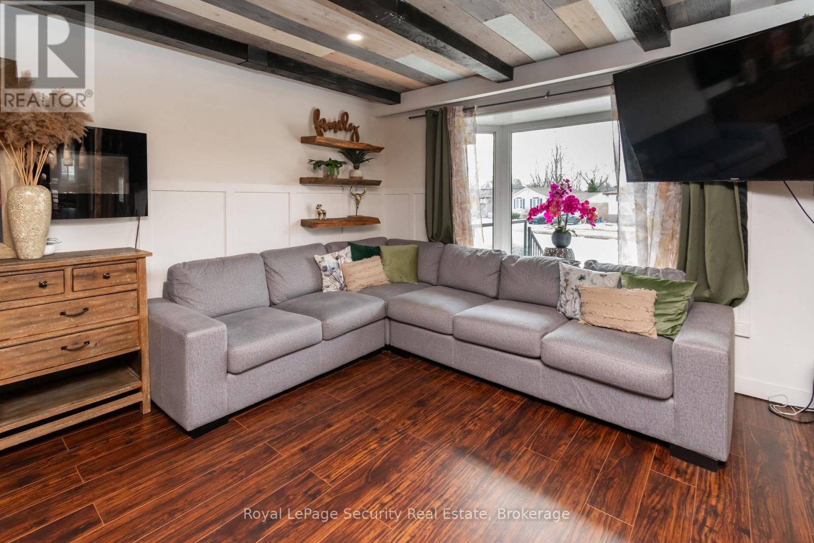 73 College Crescent, Barrie (Grove East), Ontario  L4M 2W5 - Photo 10 - S12921252