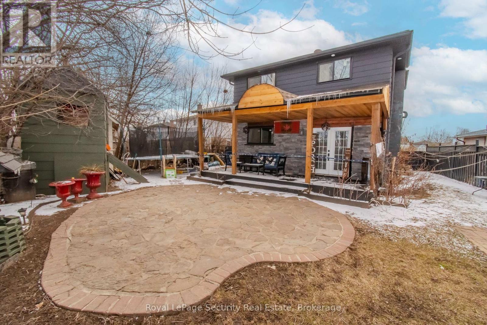 73 College Crescent, Barrie (Grove East), Ontario  L4M 2W5 - Photo 2 - S12921252