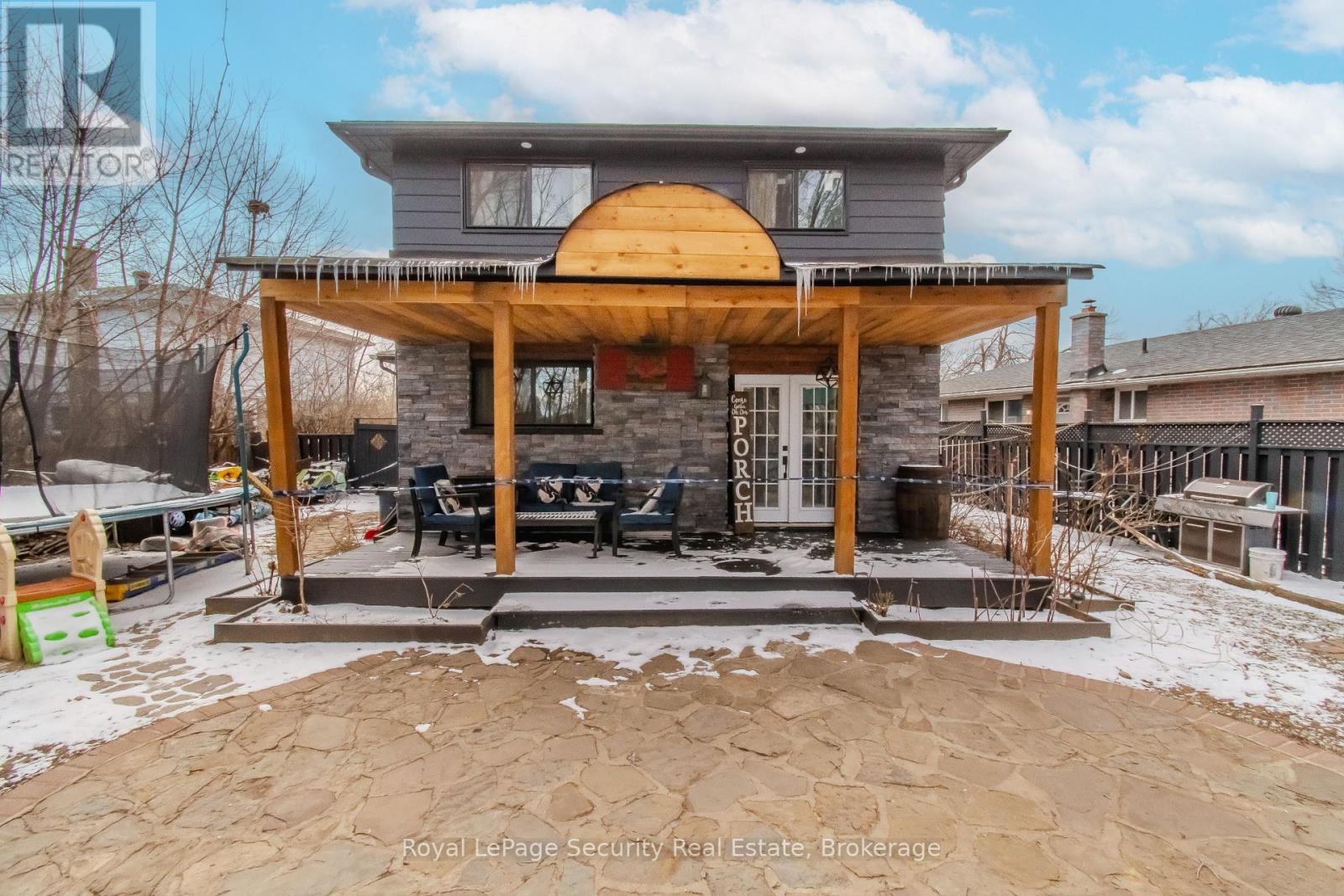 73 College Crescent, Barrie (Grove East), Ontario  L4M 2W5 - Photo 3 - S12921252