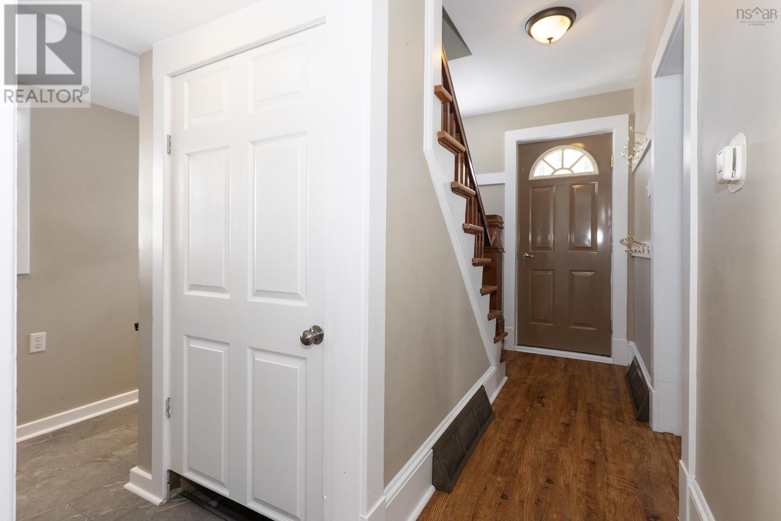 27 Mcdougal Street, Springhill, Nova Scotia  B0M 1X0 - Photo 14 - 202605299