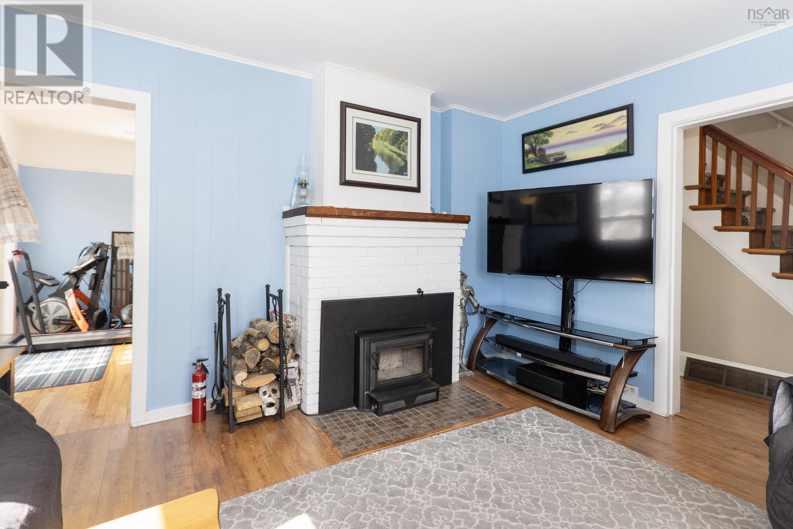 27 Mcdougal Street, Springhill, Nova Scotia  B0M 1X0 - Photo 23 - 202605299