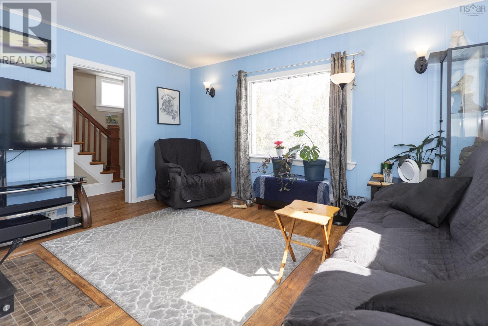 27 Mcdougal Street, Springhill, Nova Scotia  B0M 1X0 - Photo 22 - 202605299