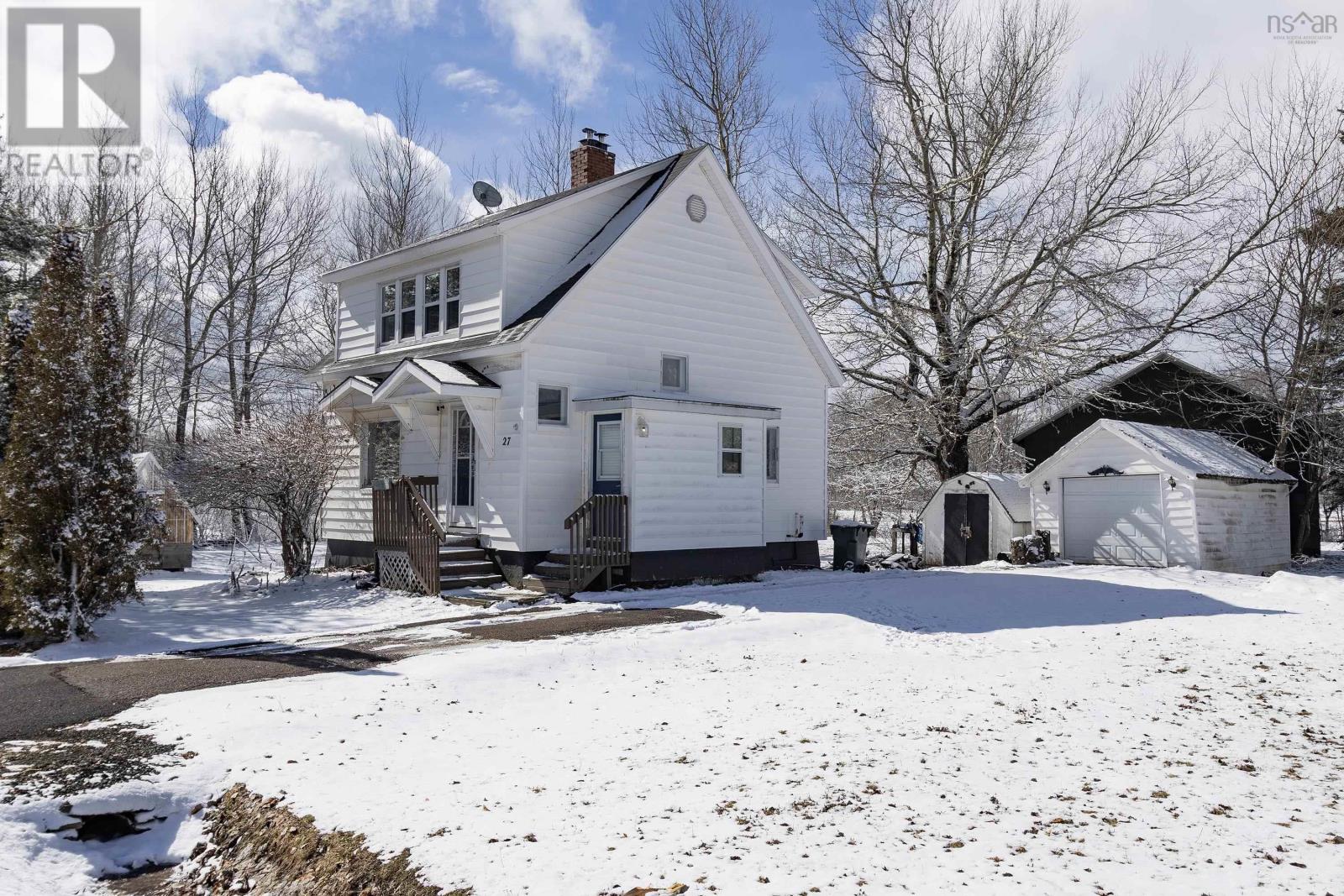 27 Mcdougal Street, Springhill, Nova Scotia  B0M 1X0 - Photo 4 - 202605299