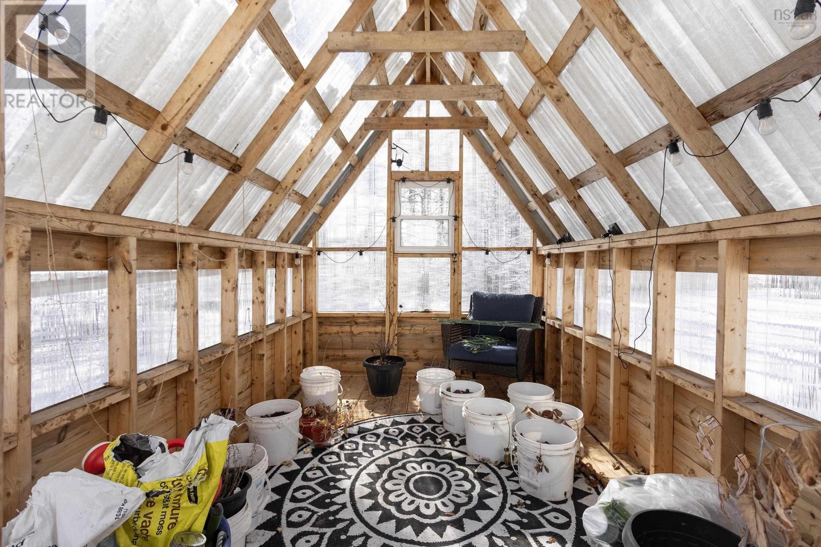 27 Mcdougal Street, Springhill, Nova Scotia  B0M 1X0 - Photo 6 - 202605299