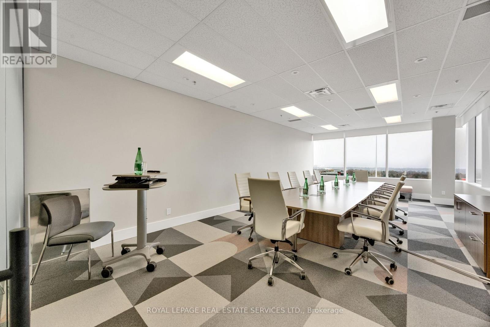 602 - 2275 Upper Middle Road E, Oakville, Ontario  L6H 0C3 - Photo 17 - W12921146