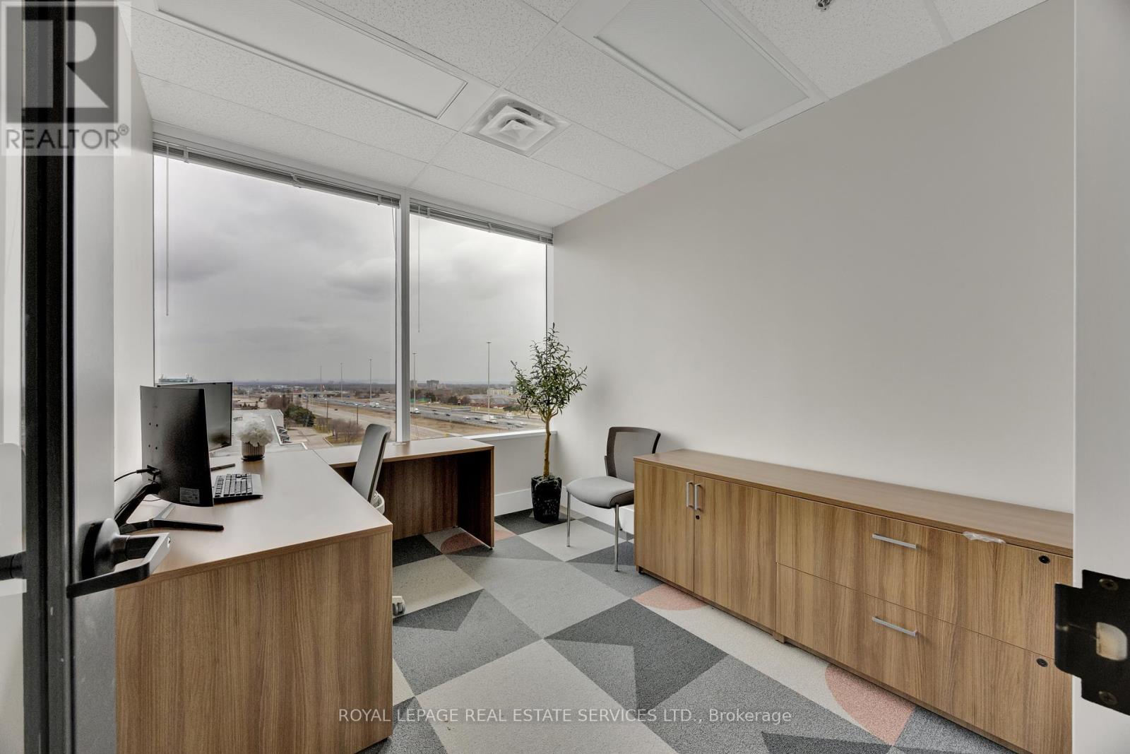 602 - 2275 Upper Middle Road E, Oakville, Ontario  L6H 0C3 - Photo 28 - W12921146