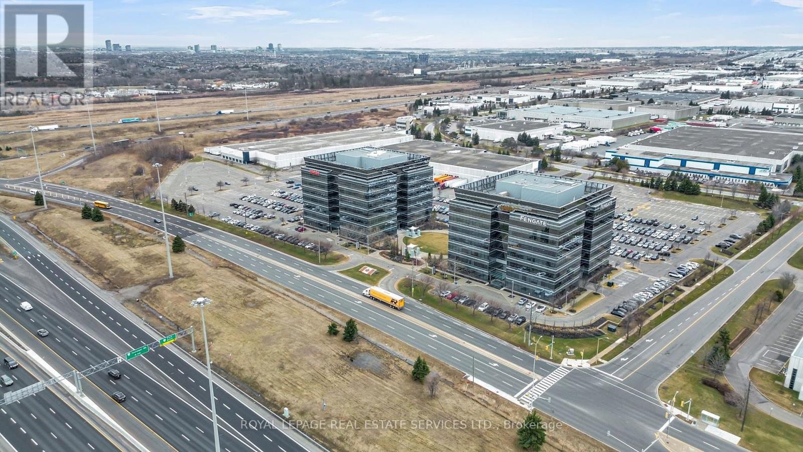 602 - 2275 Upper Middle Road E, Oakville, Ontario  L6H 0C3 - Photo 3 - W12921146