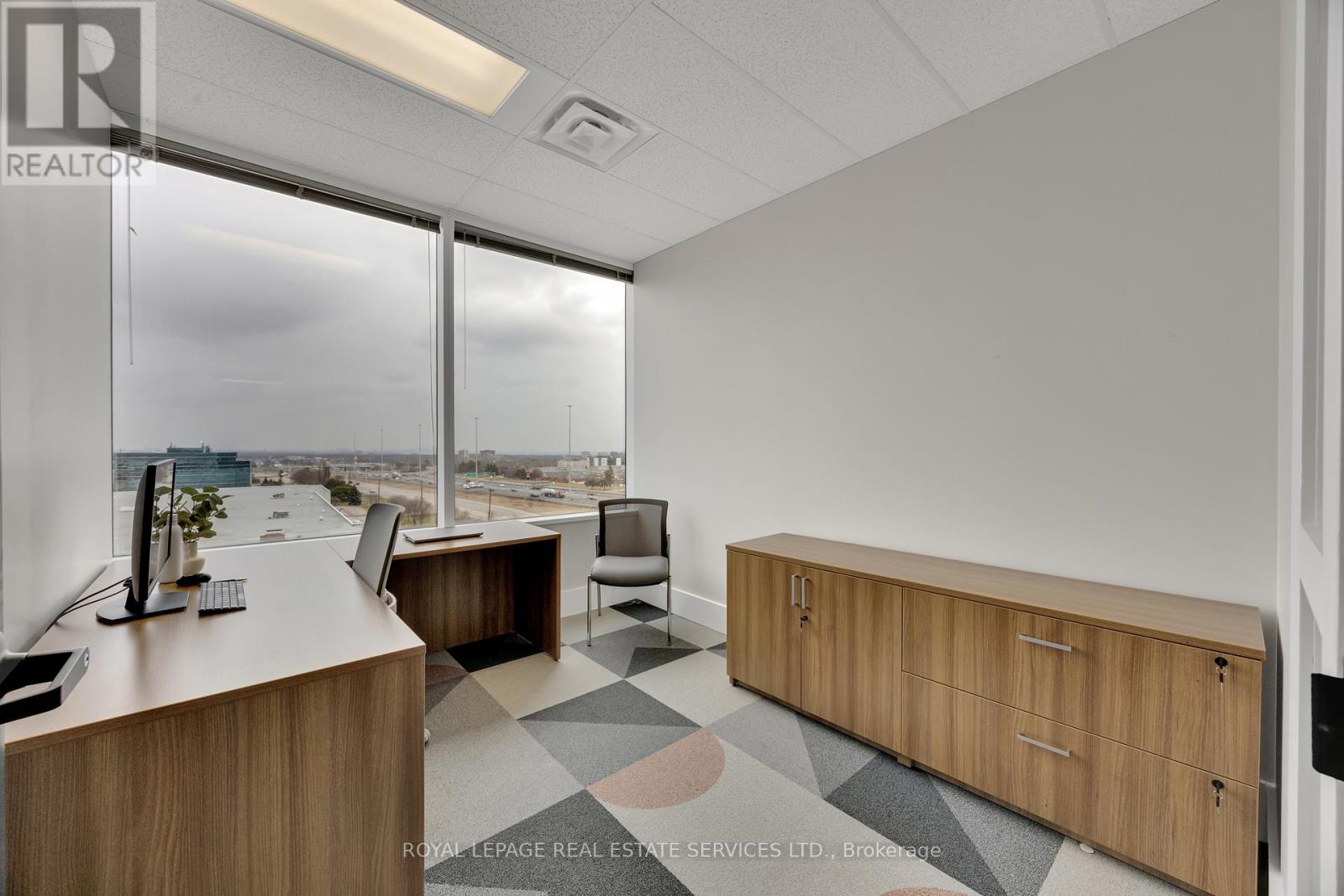 602 - 2275 Upper Middle Road E, Oakville, Ontario  L6H 0C3 - Photo 34 - W12921146