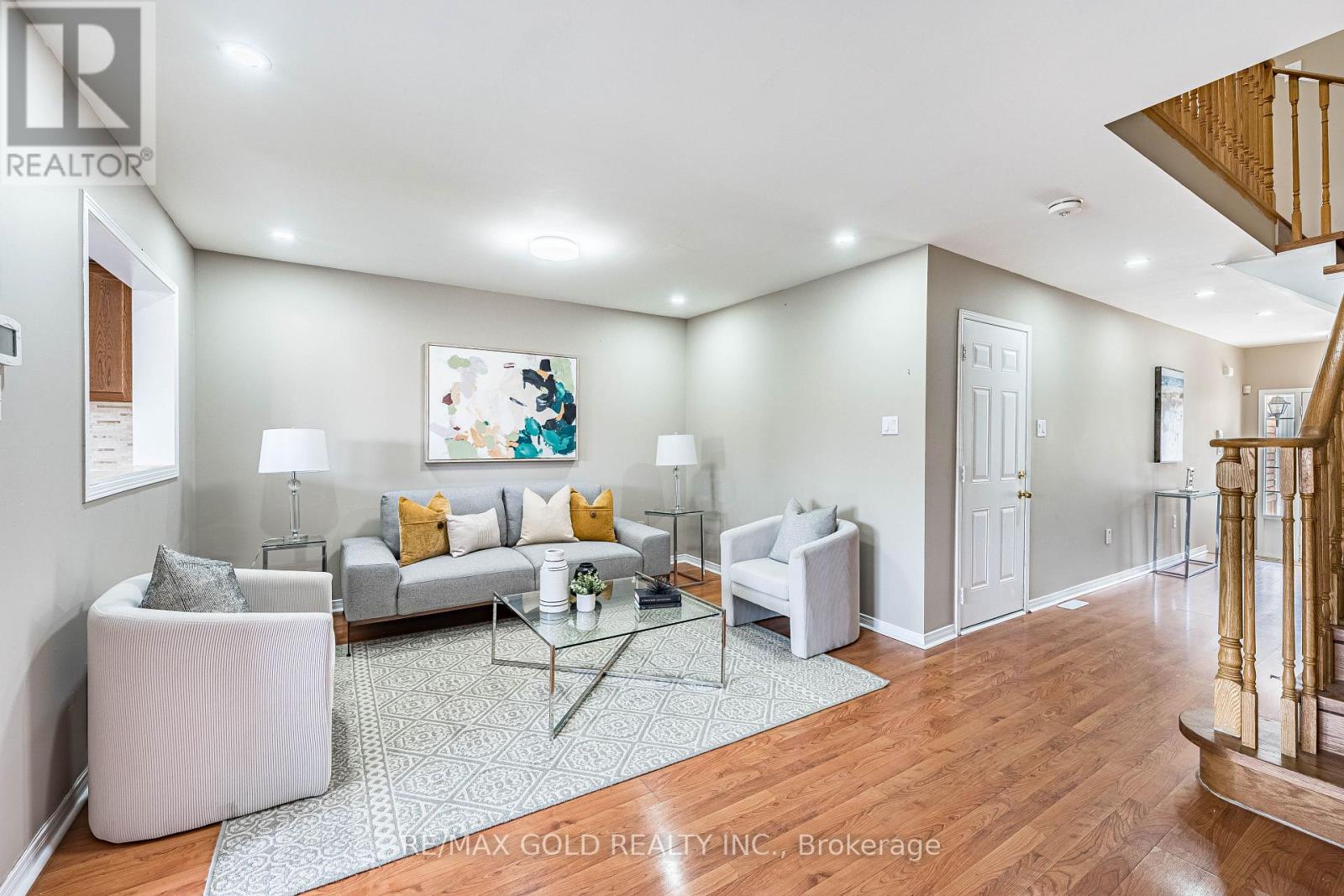 79 Roundstone Drive, Brampton, Ontario  L6X 0K6 - Photo 11 - W12921178