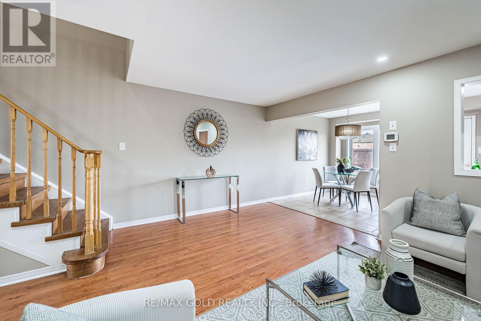 79 Roundstone Drive, Brampton, Ontario  L6X 0K6 - Photo 12 - W12921178