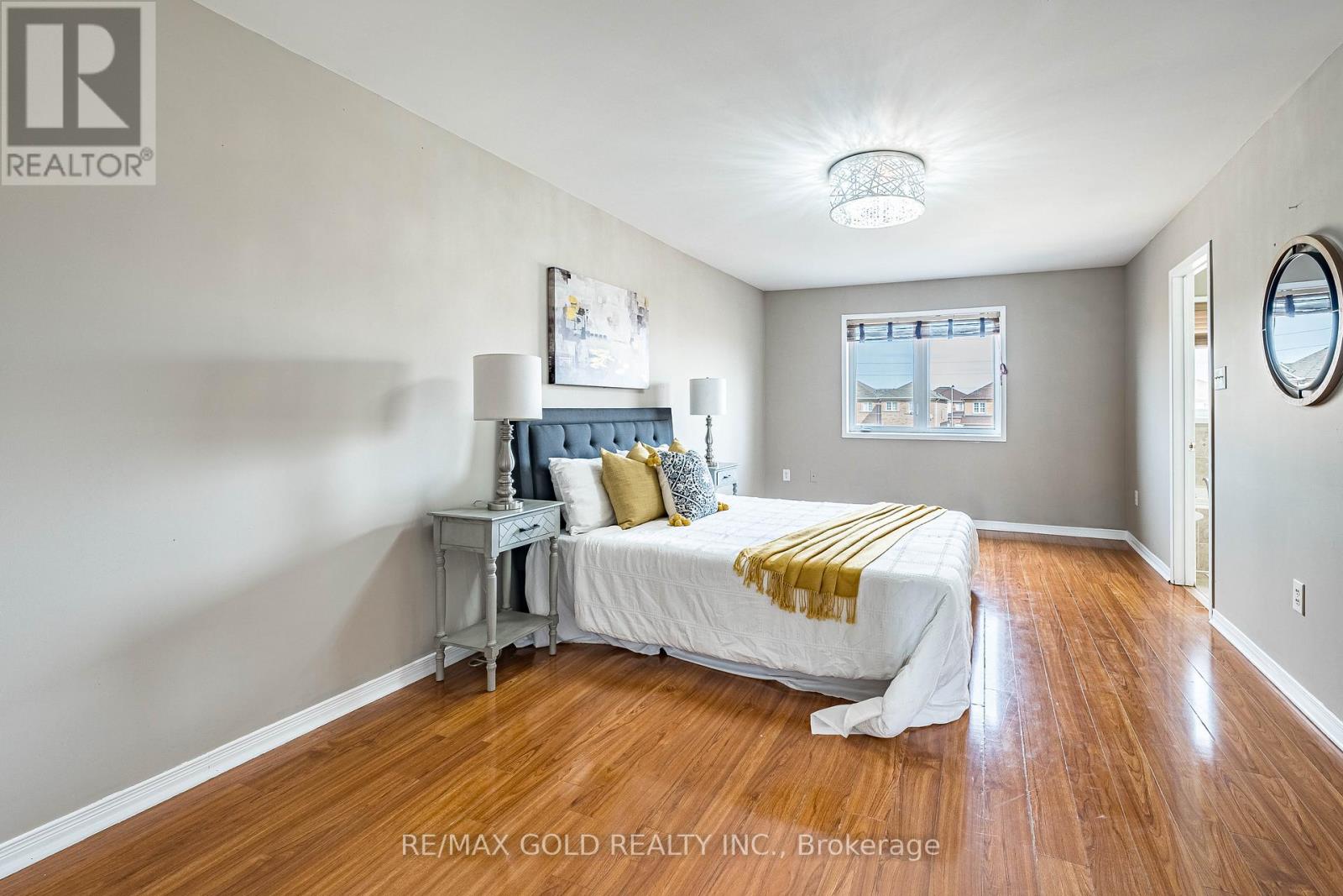 79 Roundstone Drive, Brampton, Ontario  L6X 0K6 - Photo 24 - W12921178