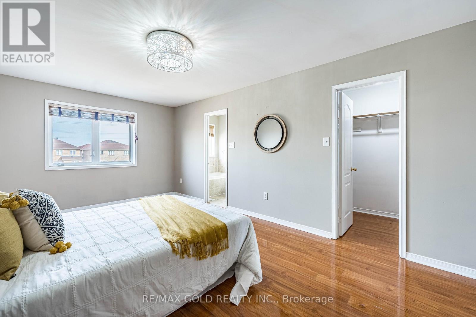 79 Roundstone Drive, Brampton, Ontario  L6X 0K6 - Photo 27 - W12921178