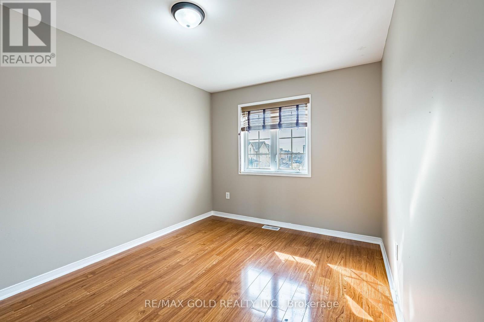 79 Roundstone Drive, Brampton, Ontario  L6X 0K6 - Photo 35 - W12921178