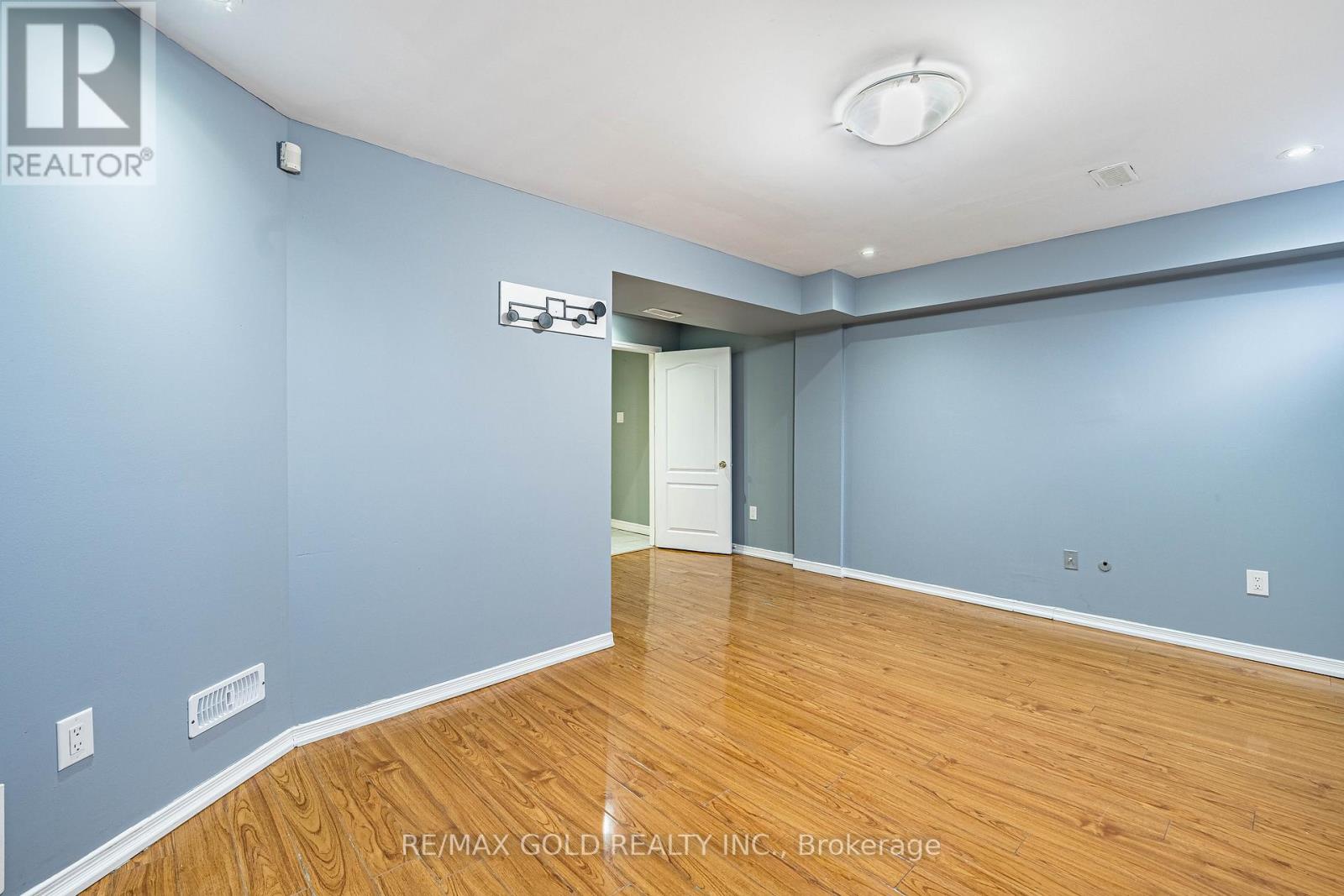 79 Roundstone Drive, Brampton, Ontario  L6X 0K6 - Photo 44 - W12921178