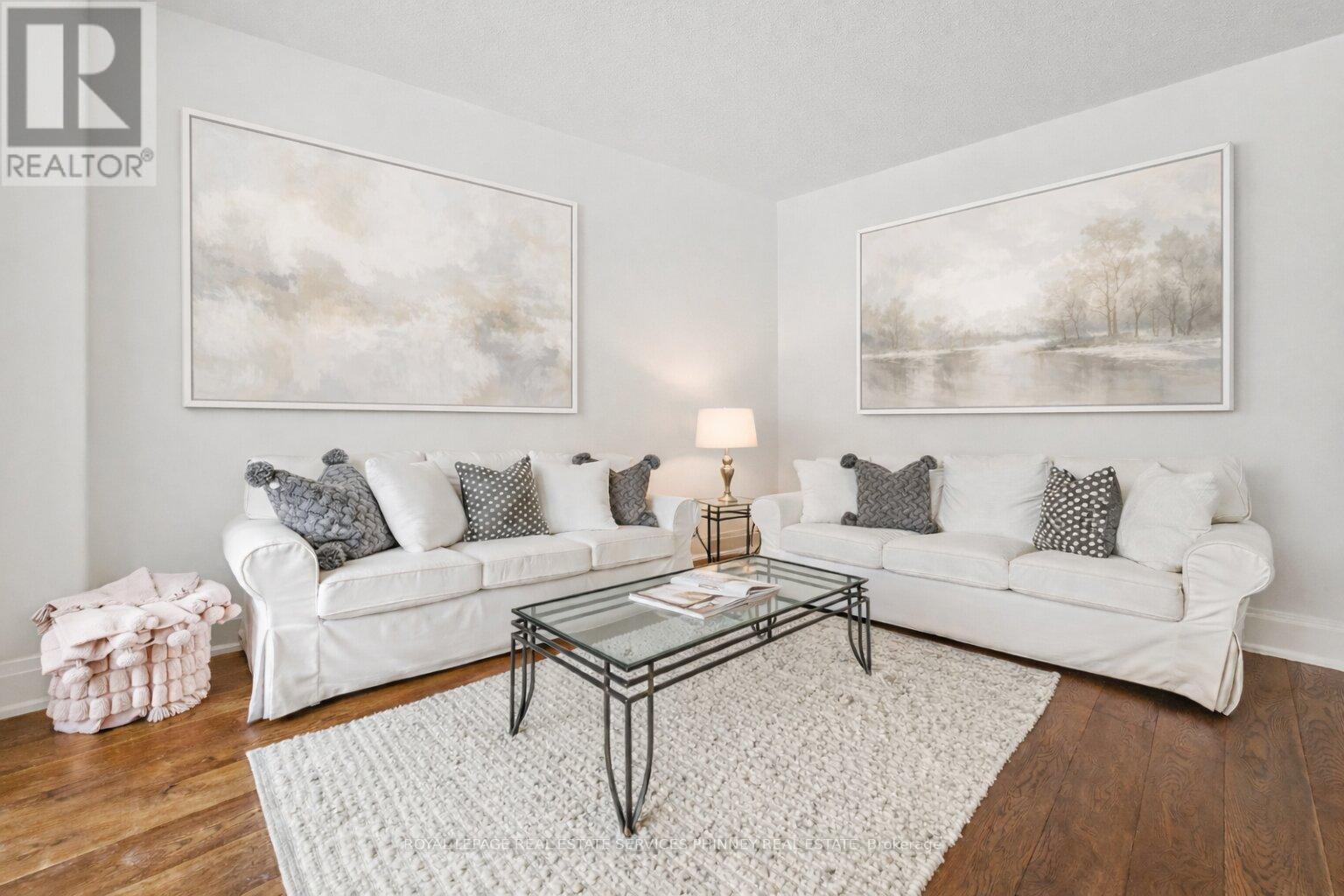 958 Irish Moss Road, Mississauga, Ontario  L5W 1W5 - Photo 13 - W12921226