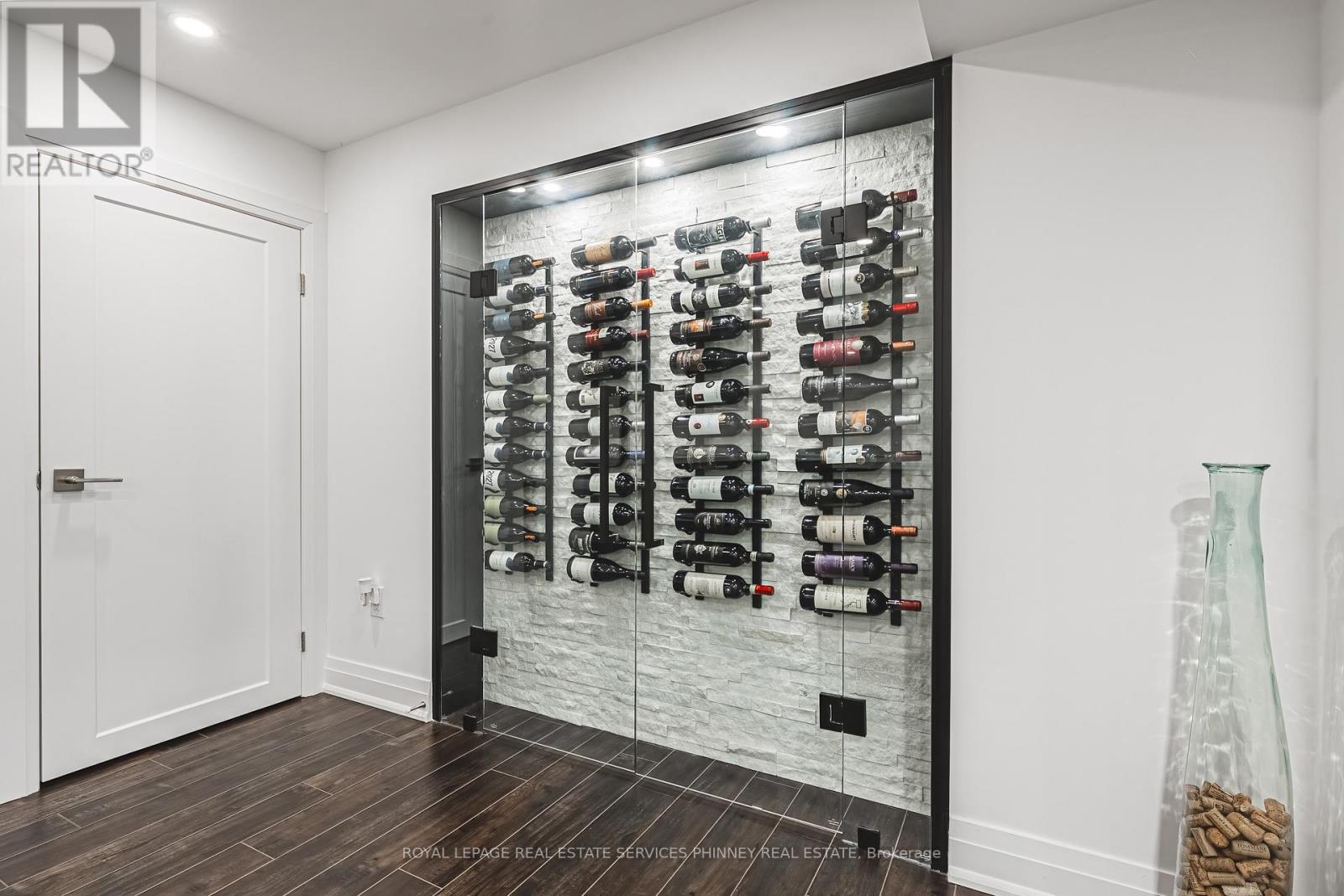 958 Irish Moss Road, Mississauga, Ontario  L5W 1W5 - Photo 27 - W12921226