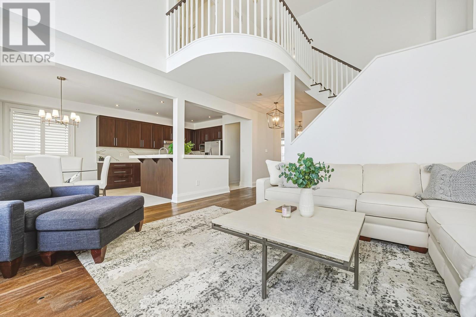 958 Irish Moss Road, Mississauga, Ontario  L5W 1W5 - Photo 5 - W12921226