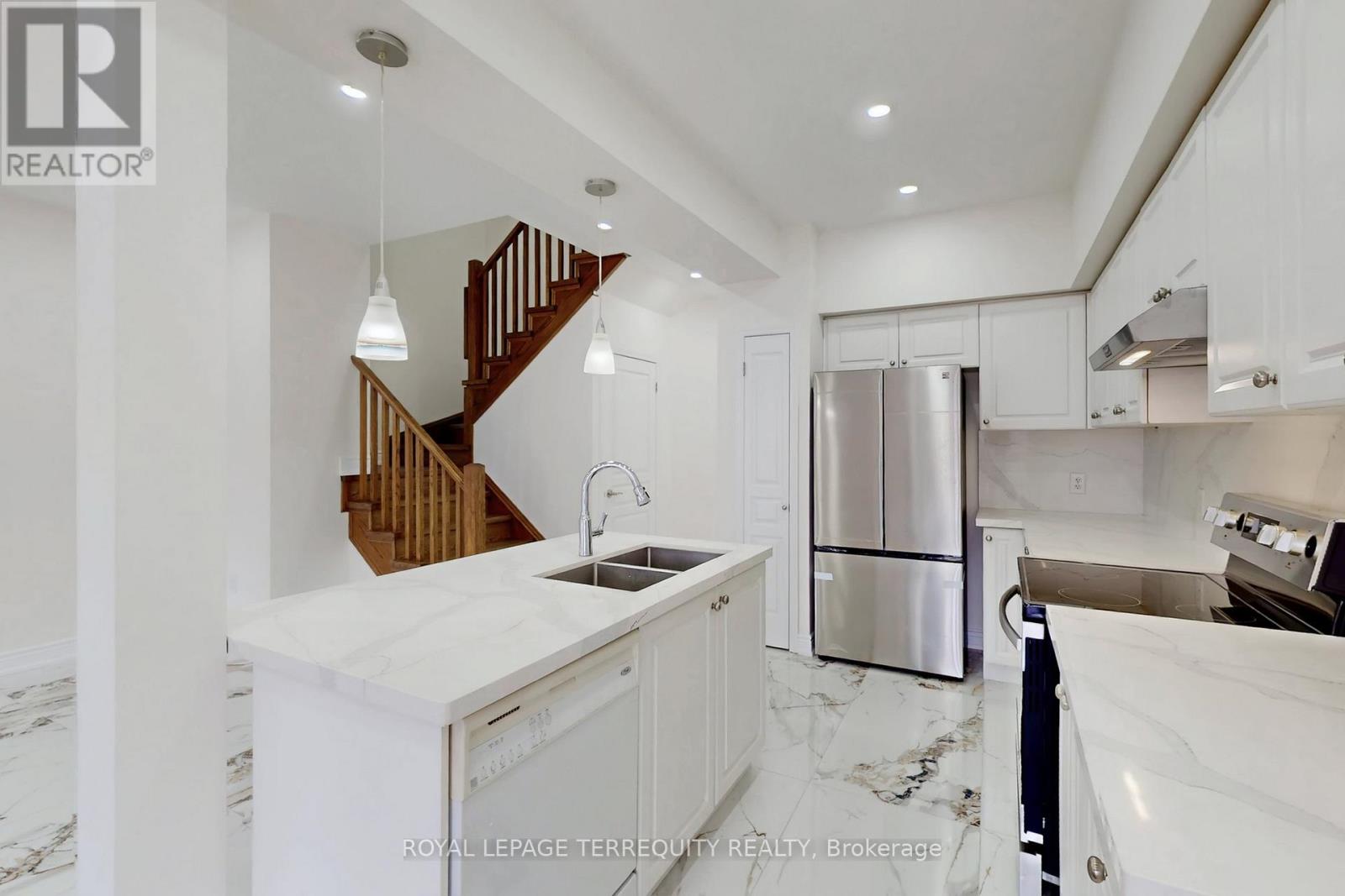 Unknown Address, ,     - Photo 14 - W12921232