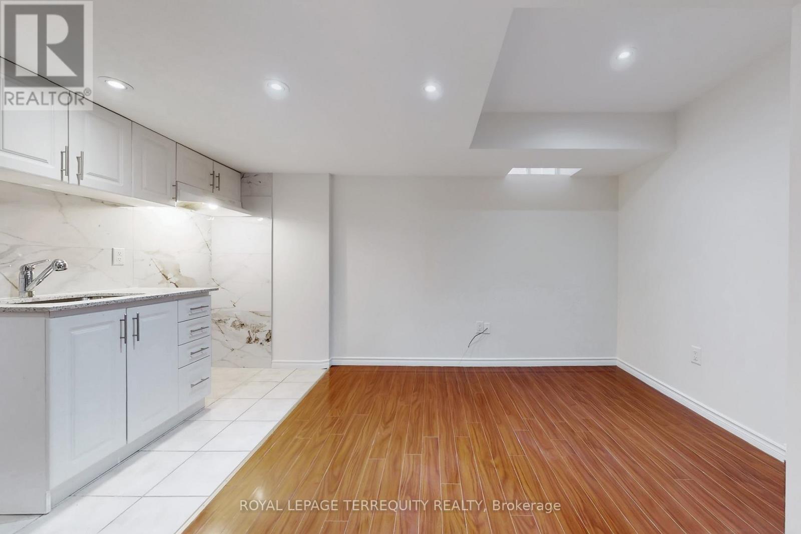 Unknown Address, ,     - Photo 38 - W12921232