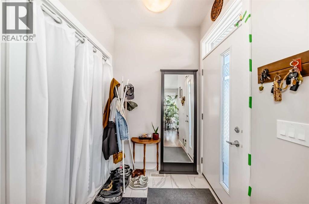 118 Sage Meadows Gardens Nw, Calgary, Alberta  T3P 1K2 - Photo 3 - A2288066