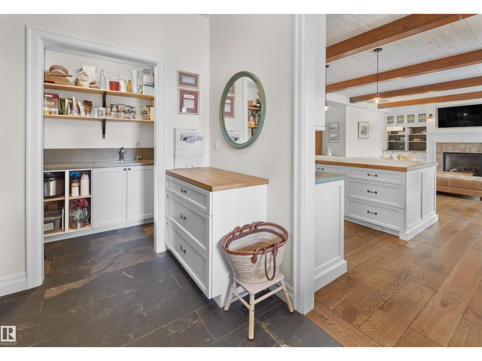 10426 138 St Nw, Edmonton, Alberta  T5N 2J4 - Photo 11 - E4479014