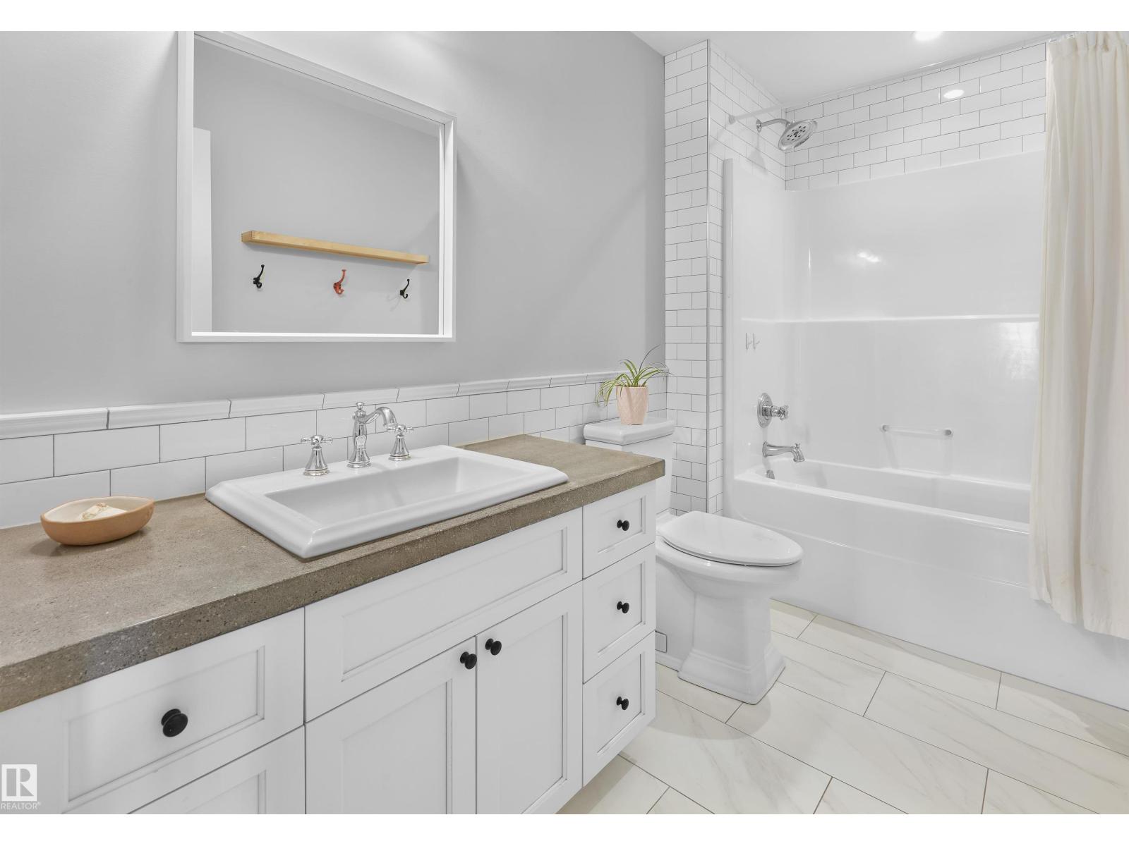 10426 138 St Nw, Edmonton, Alberta  T5N 2J4 - Photo 28 - E4479014