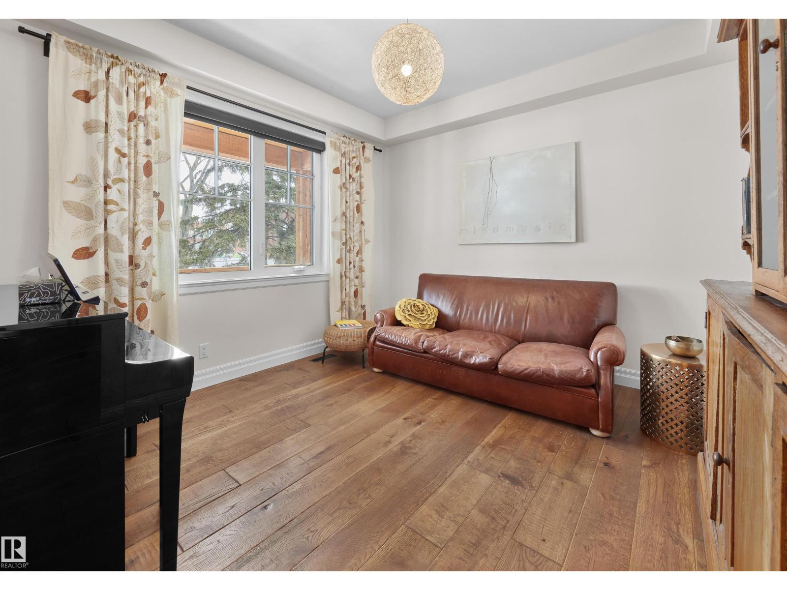 10426 138 St Nw, Edmonton, Alberta  T5N 2J4 - Photo 4 - E4479014