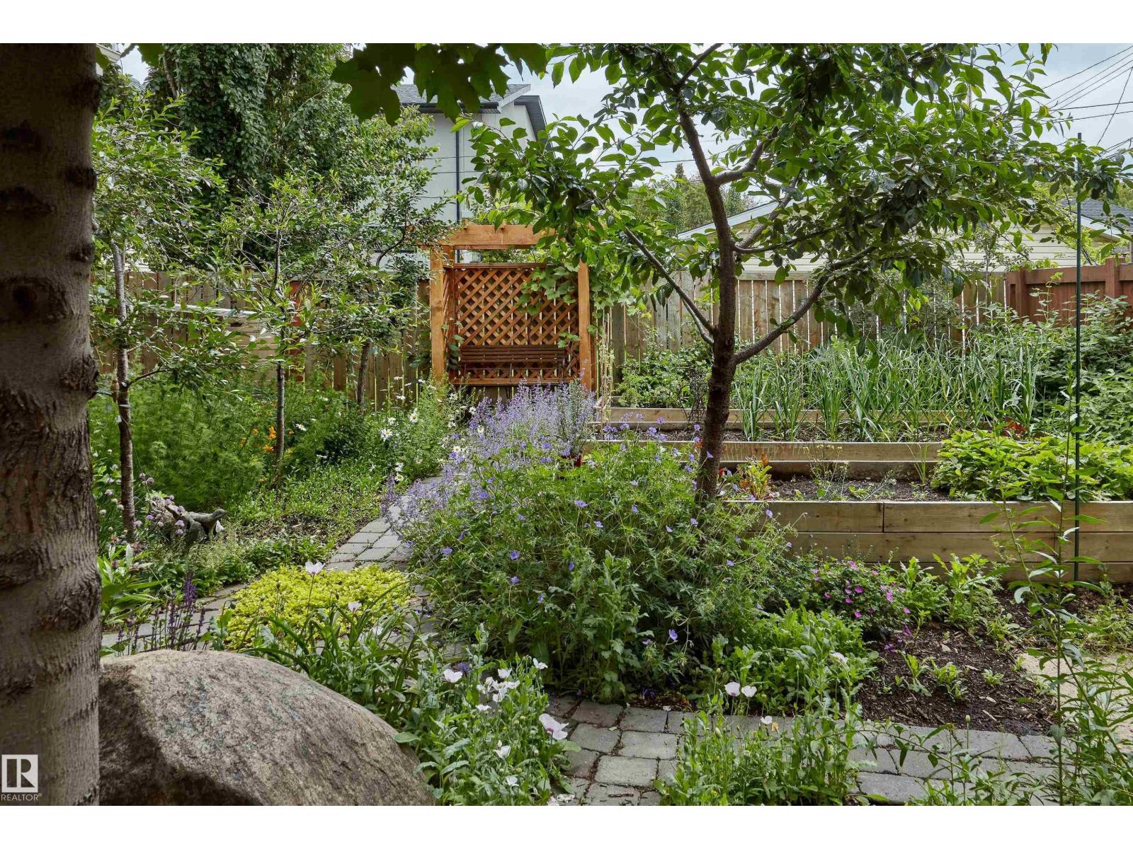 10426 138 St Nw, Edmonton, Alberta  T5N 2J4 - Photo 47 - E4479014