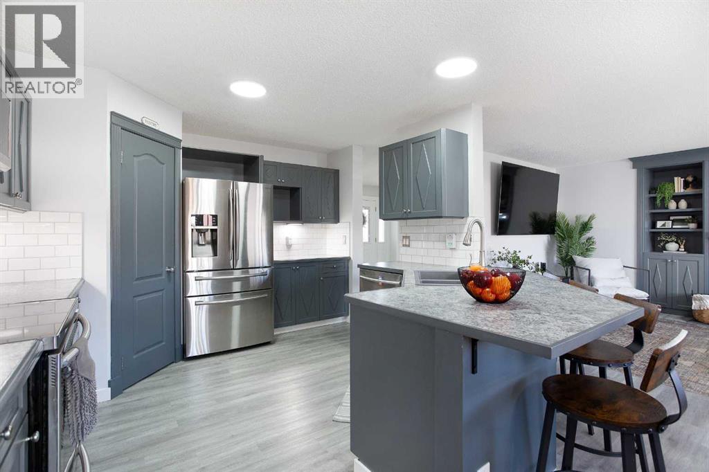 8 Thorndale Close Se, Airdrie, Alberta  T4A 2B9 - Photo 7 - A2294211