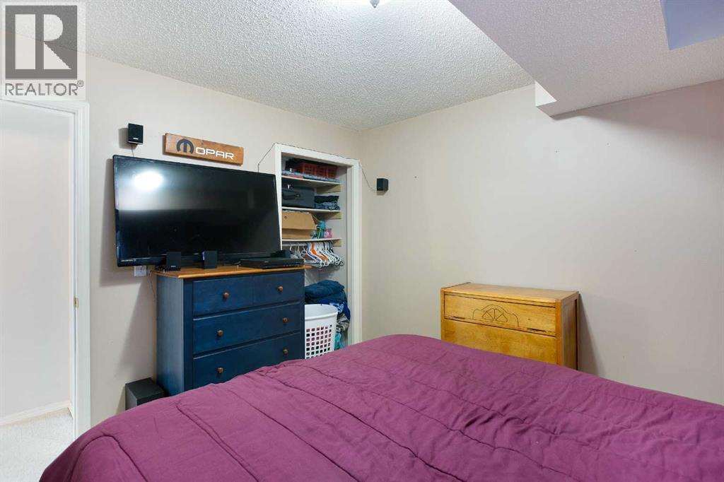 8 Thorndale Close Se, Airdrie, Alberta  T4A 2B9 - Photo 32 - A2294211