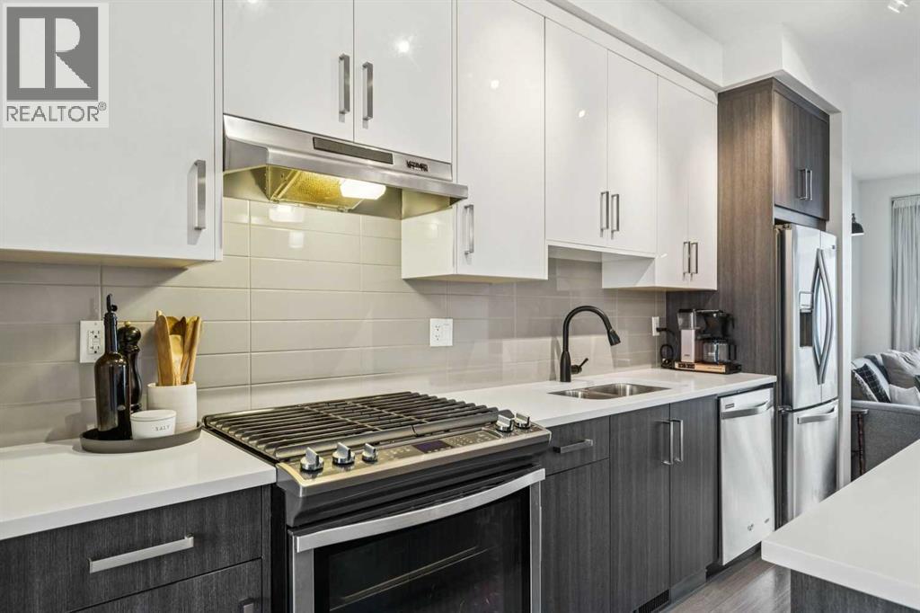 61 Sherwood Lane NW, Calgary, Alberta  T3R 0V3 - Photo 7 - A2296277