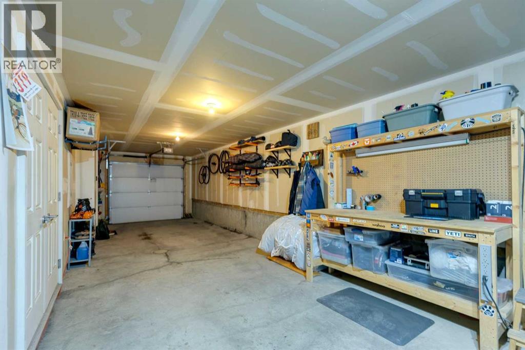 61 Sherwood Lane NW, Calgary, Alberta  T3R 0V3 - Photo 31 - A2296277