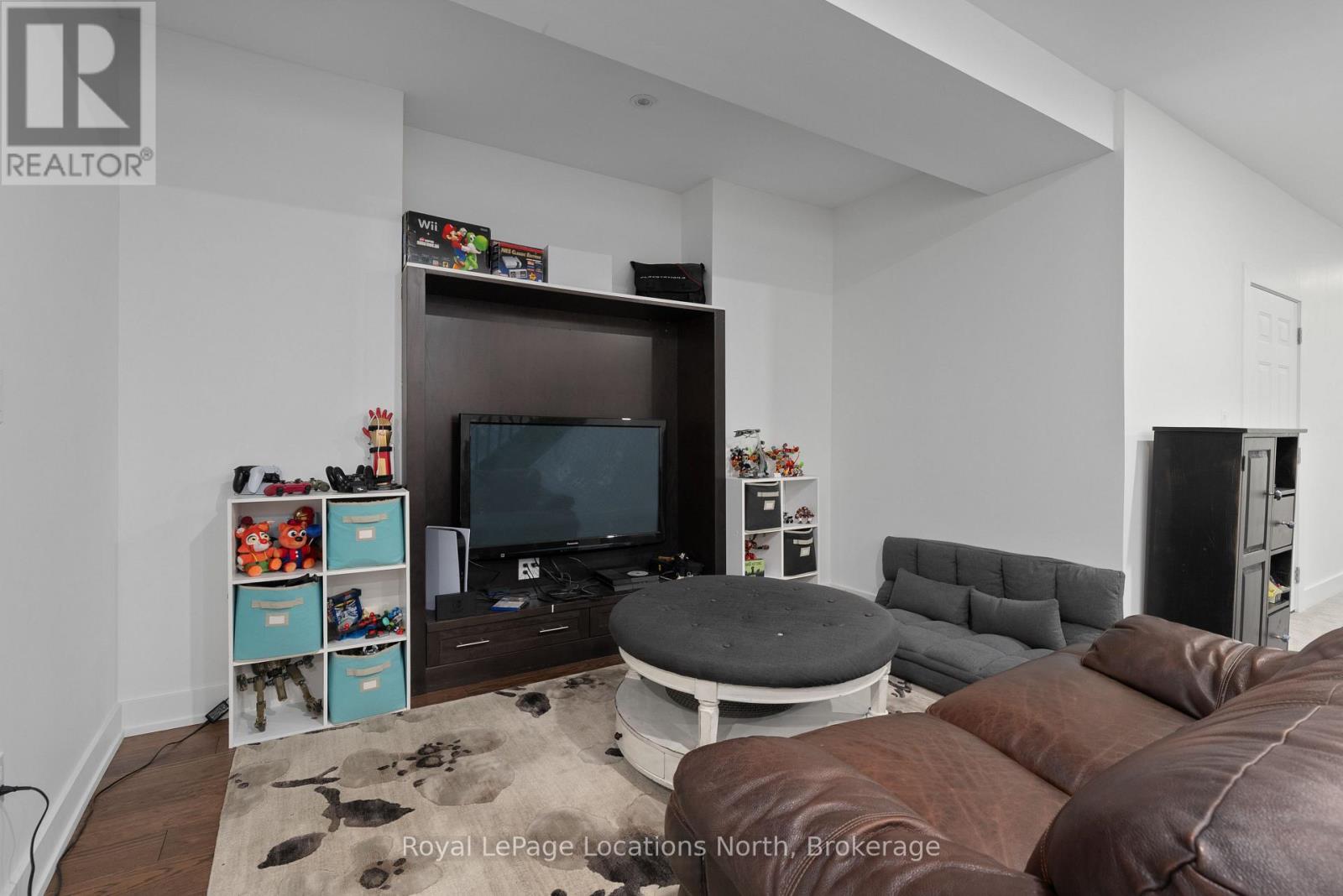 1029 Sixth Street, Collingwood, Ontario  L9Y 3Y9 - Photo 41 - S12920466