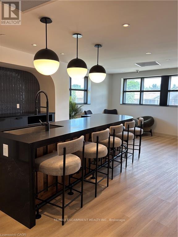 516 - 312 Erb Street, Waterloo, Ontario  N2L 0K9 - Photo 28 - X12921196