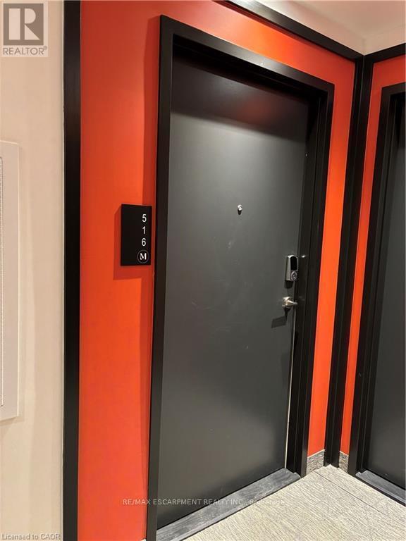 516 - 312 Erb Street, Waterloo, Ontario  N2L 0K9 - Photo 3 - X12921196