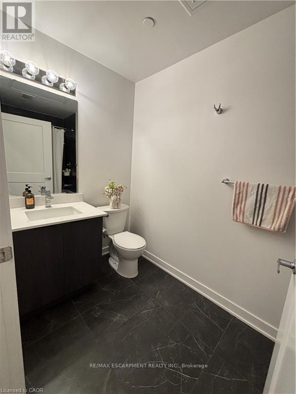 516 - 312 Erb Street, Waterloo, Ontario  N2L 0K9 - Photo 6 - X12921196