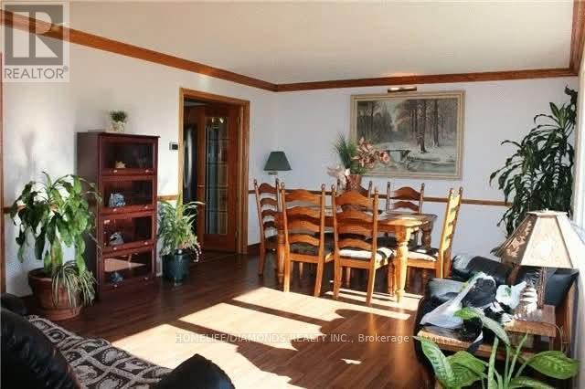 1251 Jalna Boulevard, London South, Ontario  N6E 2A8 - Photo 5 - X12921254