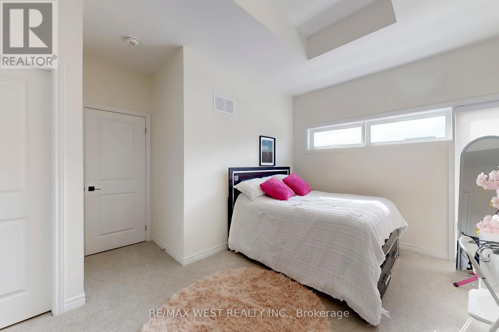 4 Haldimand Street S, Vaughan, Ontario  L4H 5J5 - Photo 22 - N12909208