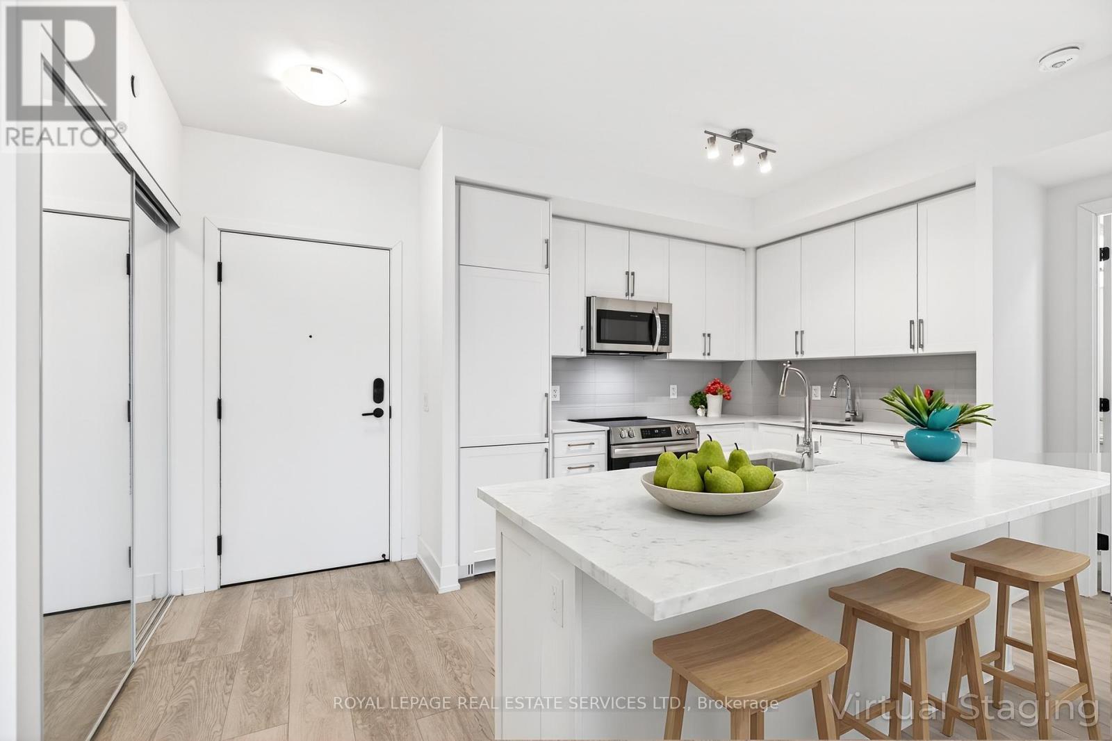 512 - 2450 Old Bronte Road, Oakville, Ontario  L6M 5P6 - Photo 2 - W12913414