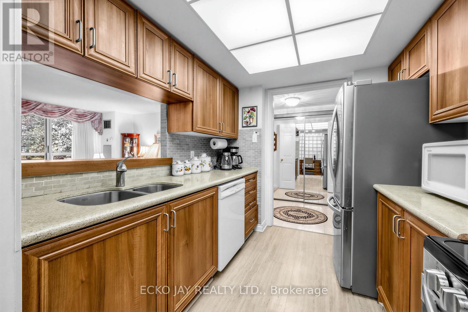 222 - 1210 Don Mills Road, Toronto, Ontario  M3B 3N9 - Photo 11 - C12876028