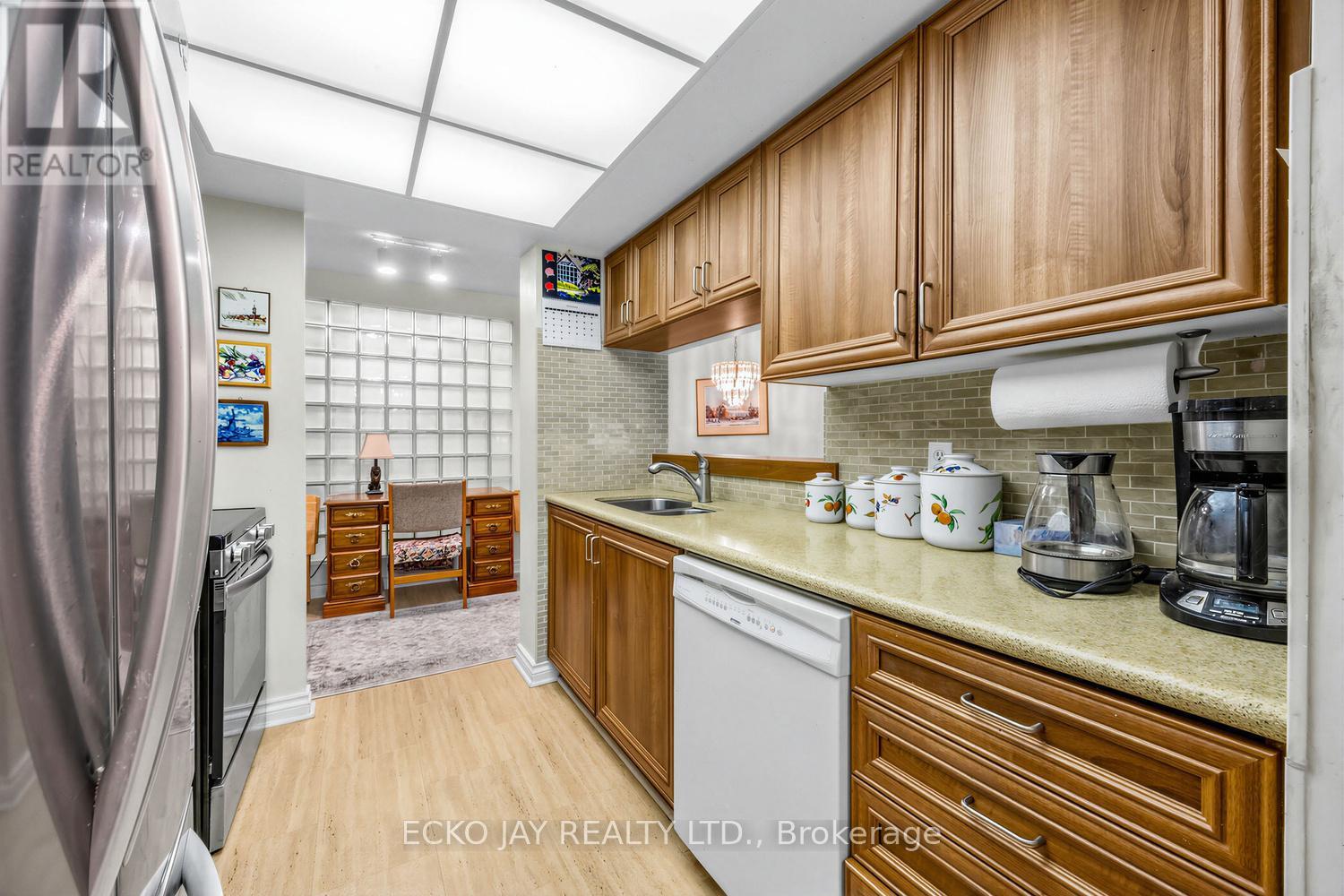 222 - 1210 Don Mills Road, Toronto, Ontario  M3B 3N9 - Photo 13 - C12876028