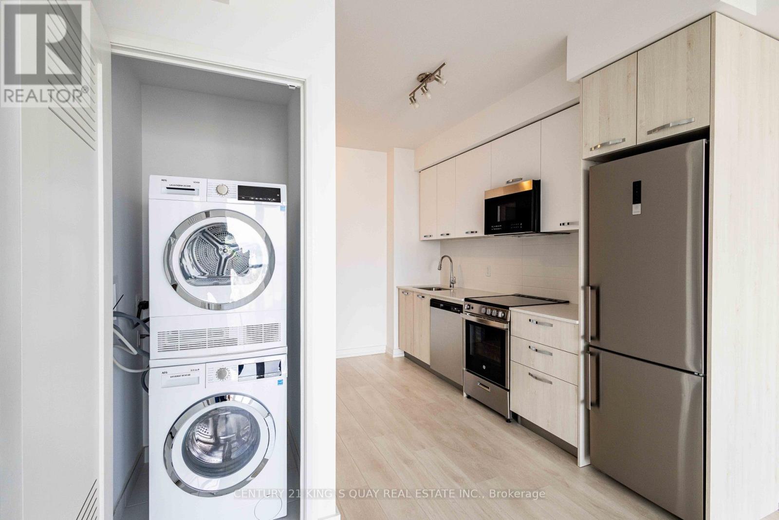 2703 - 75 James Street S, Hamilton, Ontario  L8P 2T1 - Photo 19 - X12920678