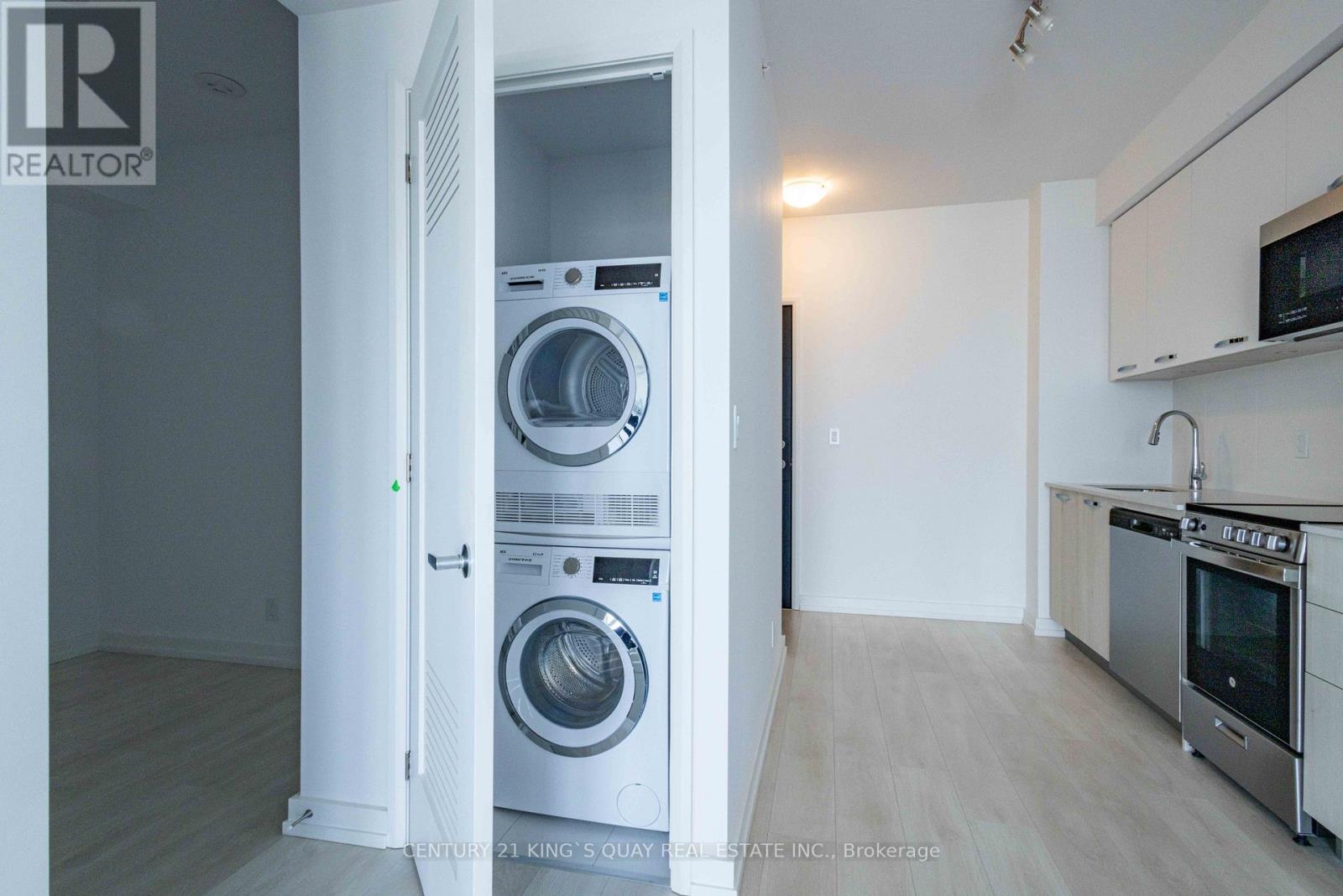 2703 - 75 James Street S, Hamilton, Ontario  L8P 2T1 - Photo 13 - X12920678