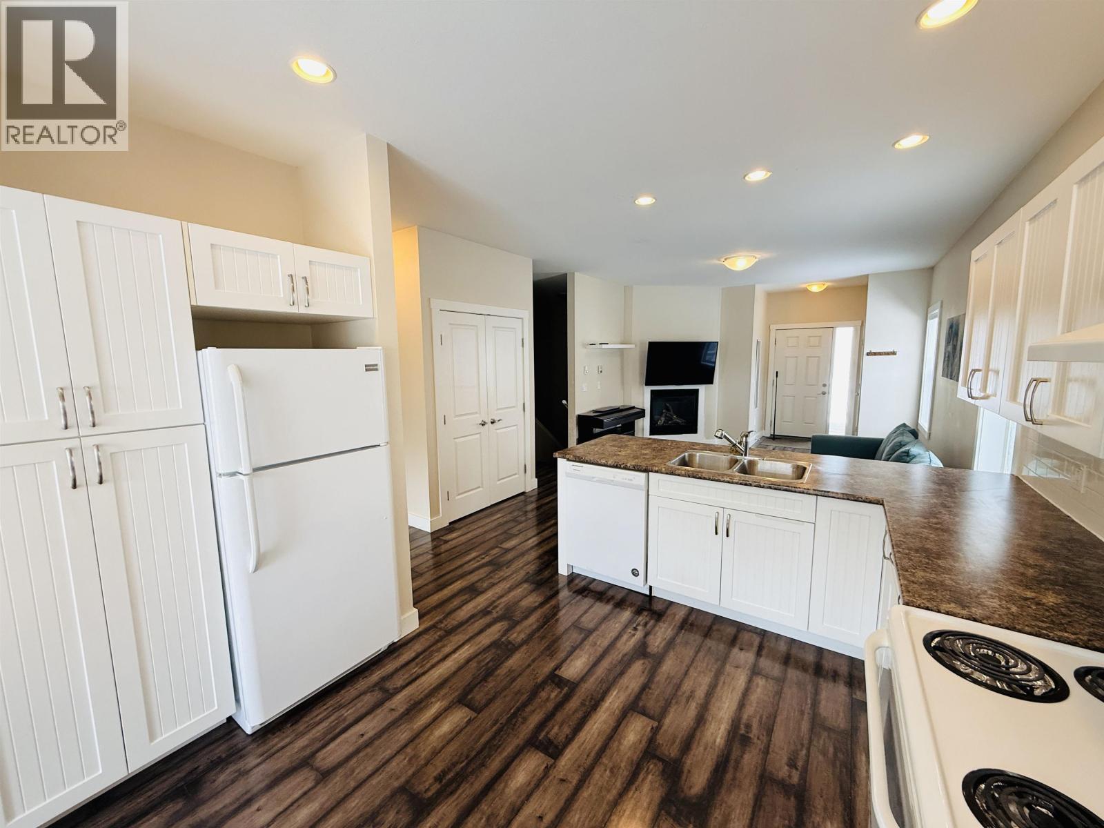 10217 112 Street, Fort St. John, British Columbia  V1J 0M2 - Photo 5 - R3103465