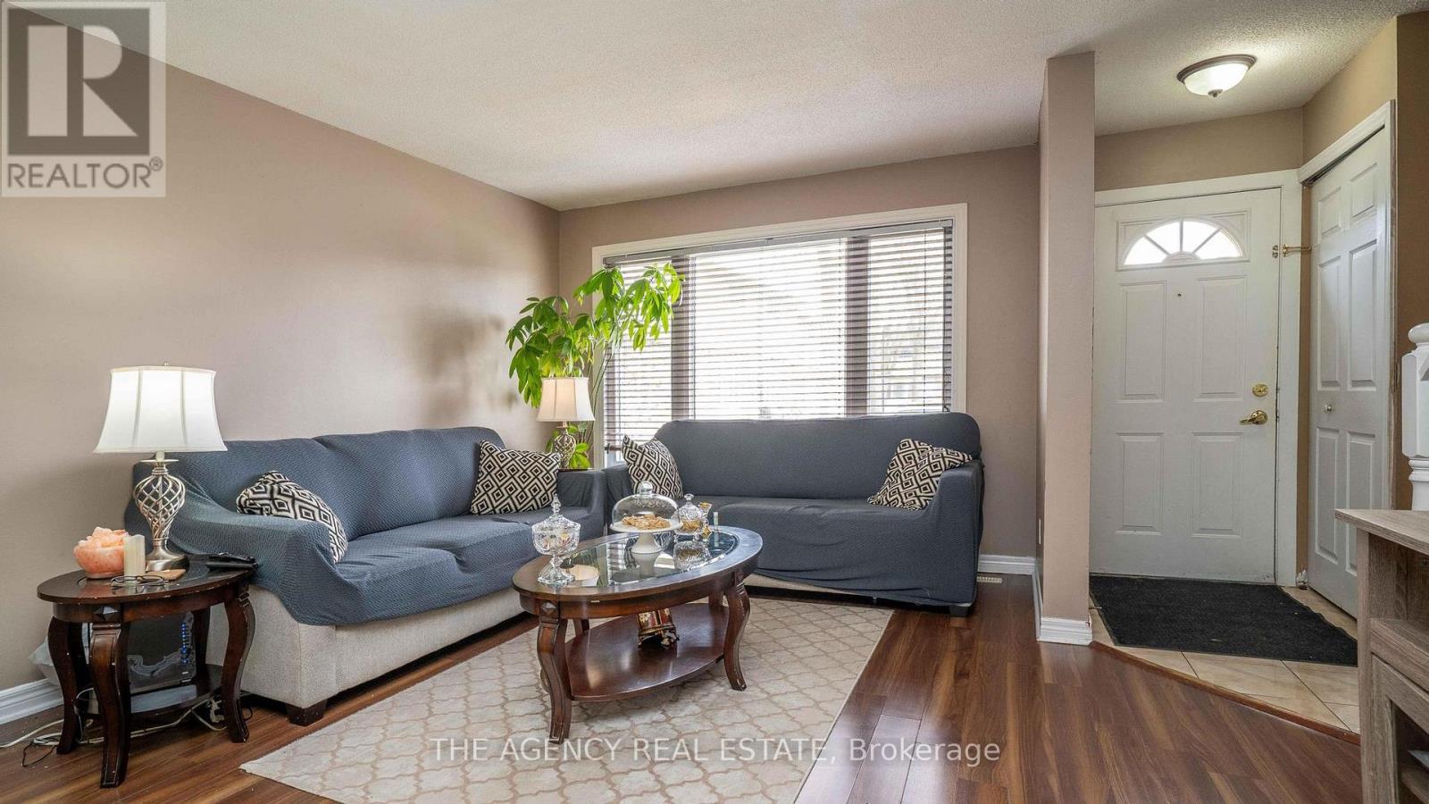 40 - 1095 Jalna Boulevard, London South, Ontario  N6E 2Y7 - Photo 2 - X12921334