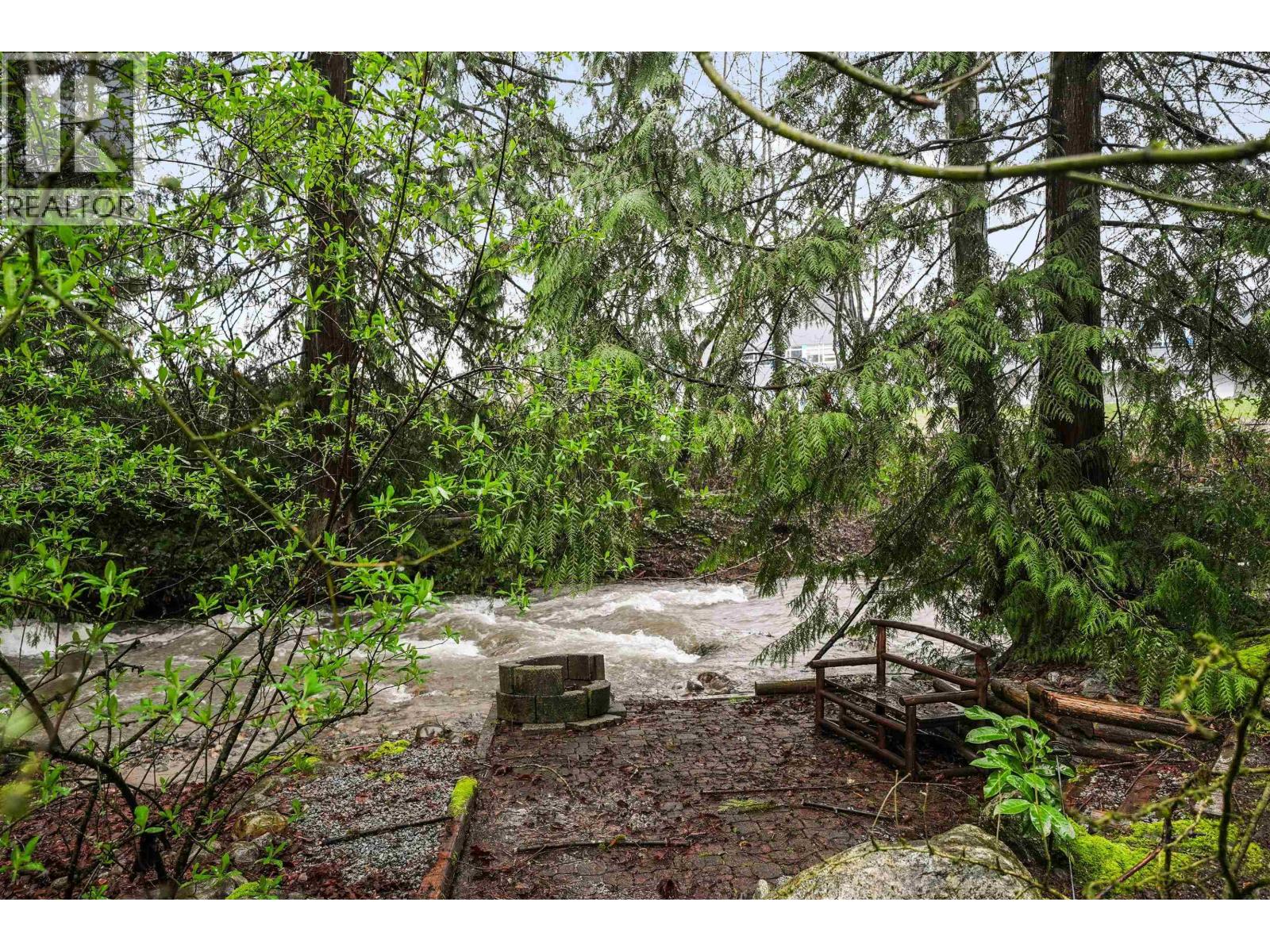 3887 Robin Place, Port Coquitlam, British Columbia  V3B 4Y6 - Photo 32 - R3103632