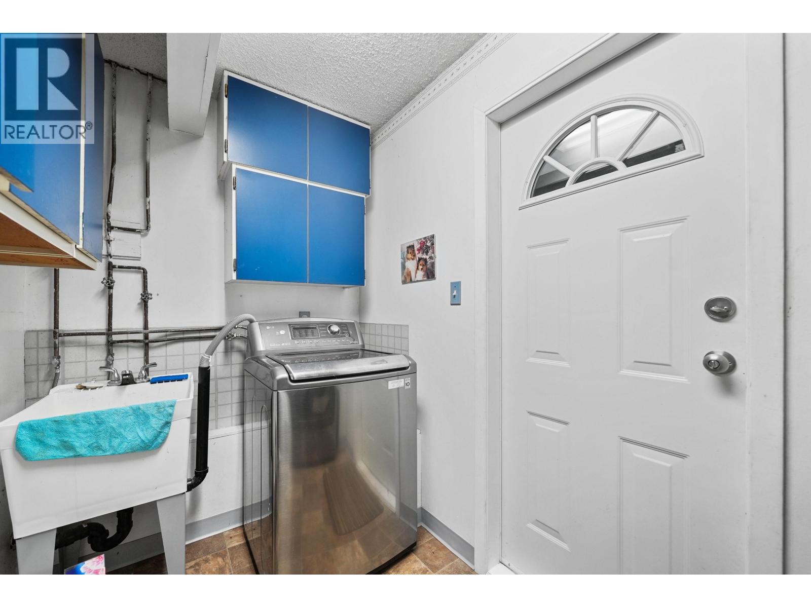 3887 Robin Place, Port Coquitlam, British Columbia  V3B 4Y6 - Photo 24 - R3103632