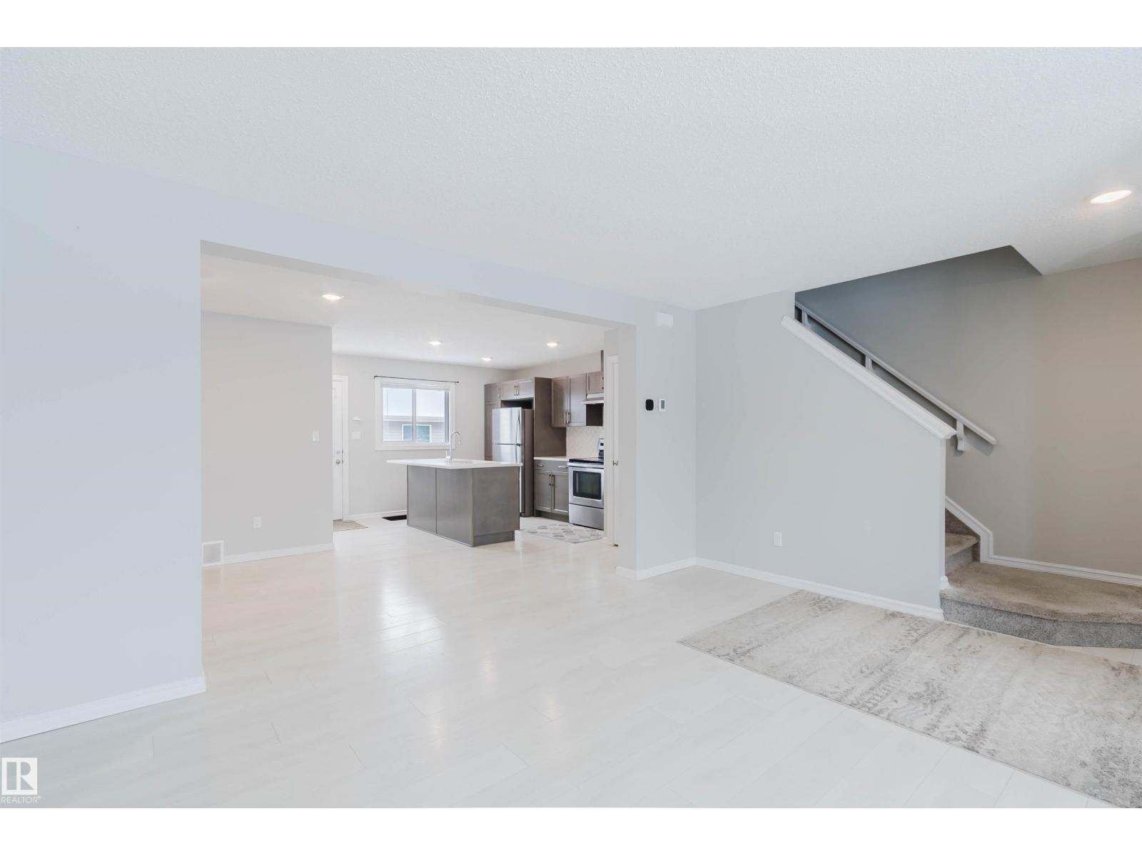 326 Desrochers Bv Sw, Edmonton, Alberta  T6W 3J1 - Photo 6 - E4477592