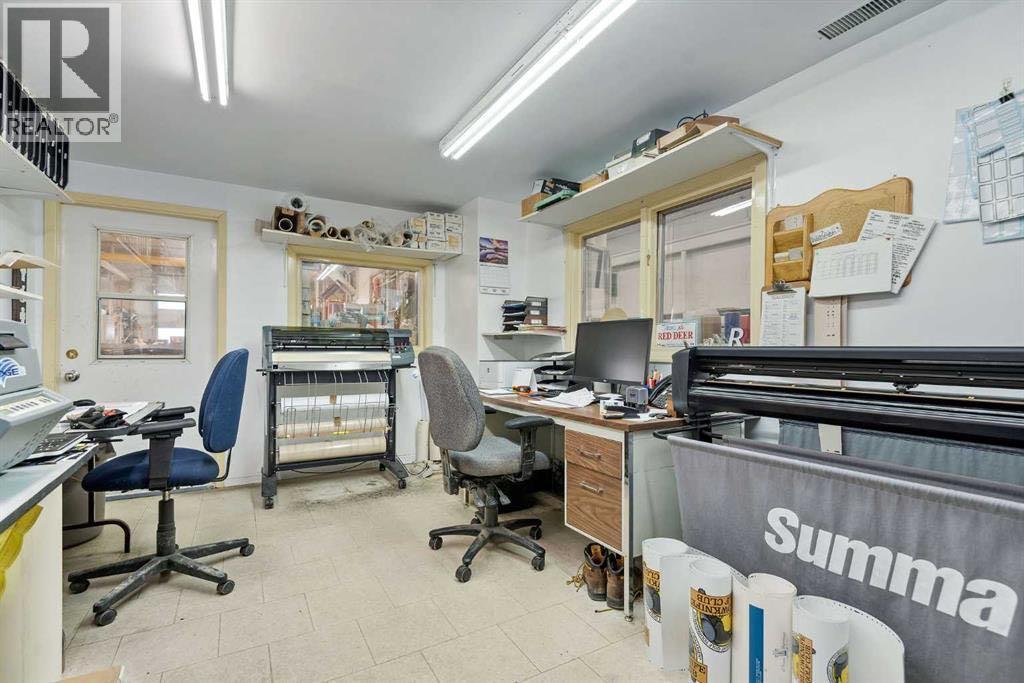 4948 54th Avenue, Red Deer, Alberta  T4N 5K8 - Photo 16 - A2290907